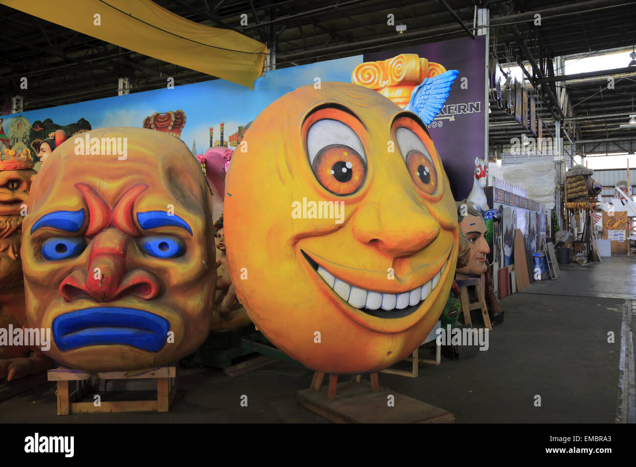 where are the mardi gras floats stored