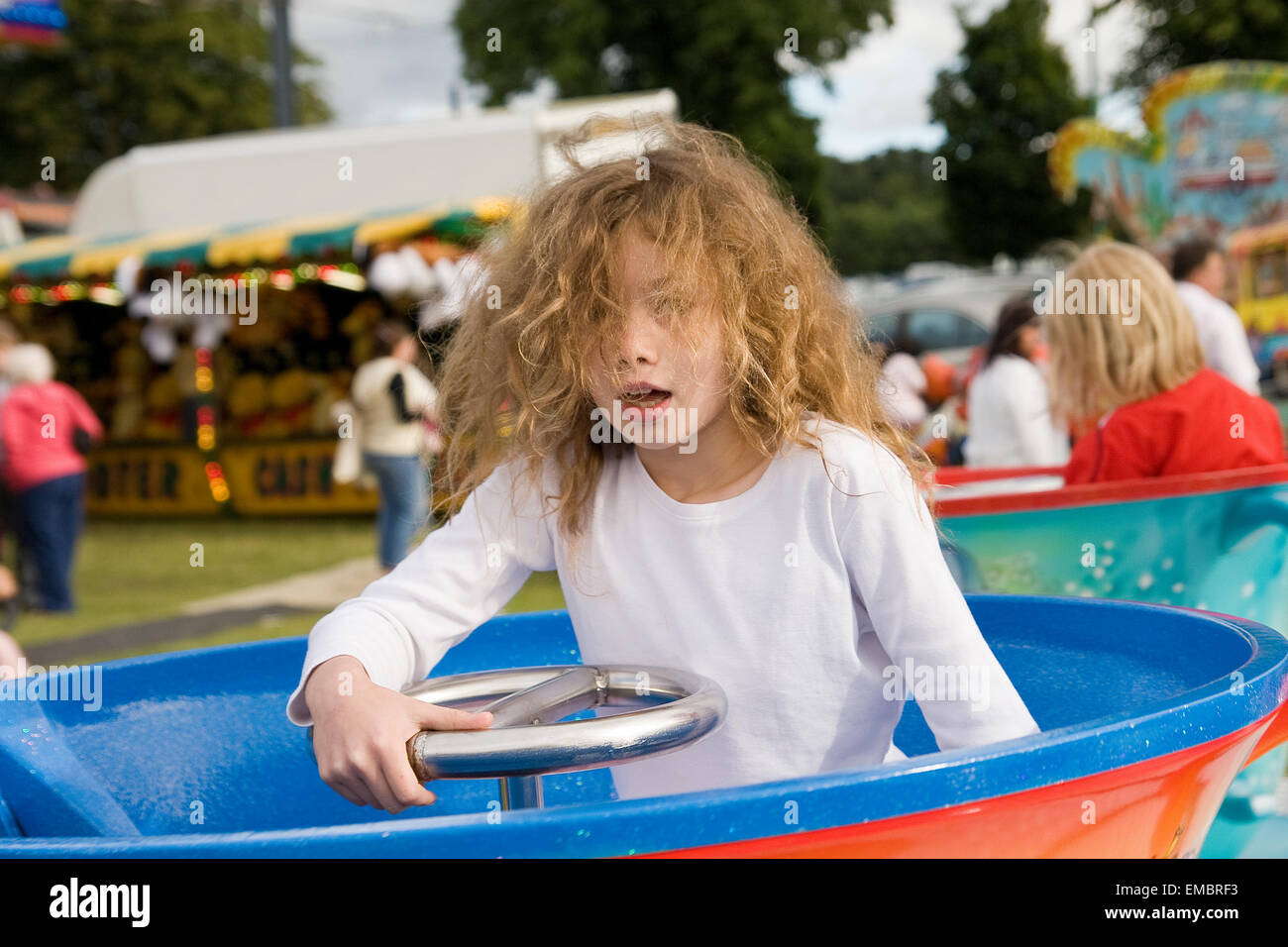 Spinning tea cup ride hires stock photography and images Alamy