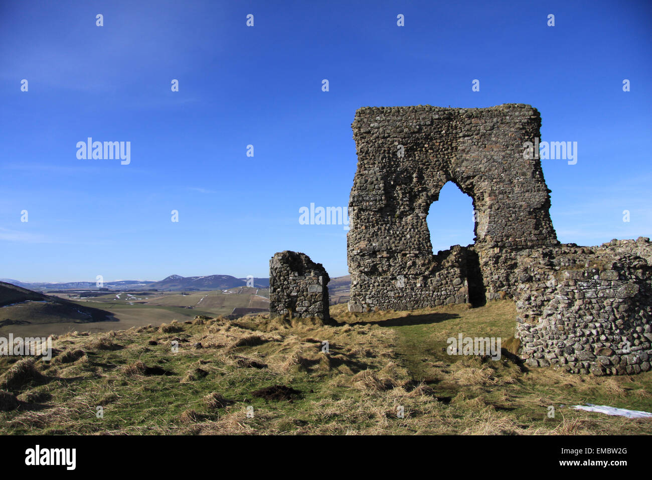 Historic Dunnideer Castle near Insch Stock Photo - Alamy