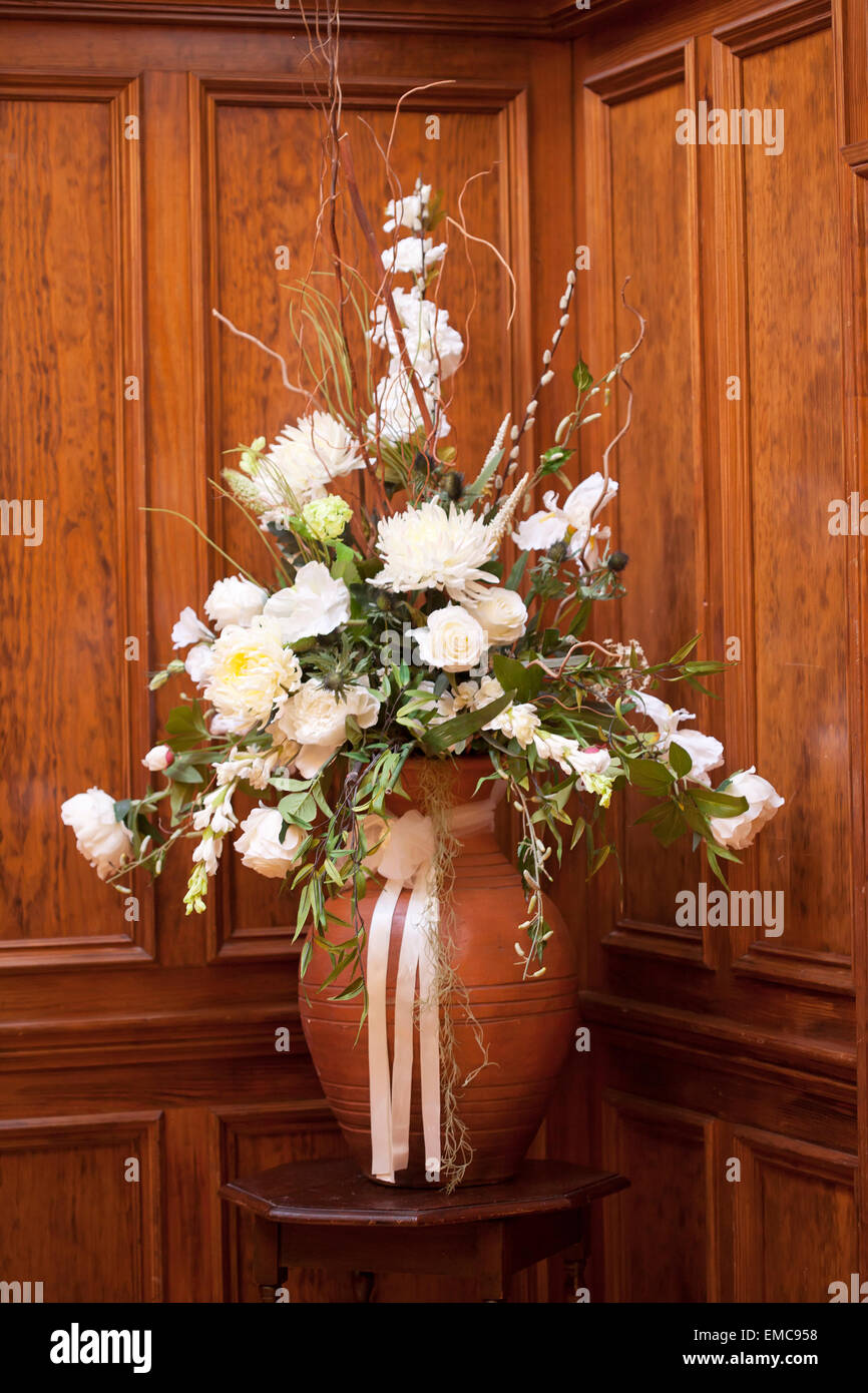flowers for bridal party Stock Photo Alamy
