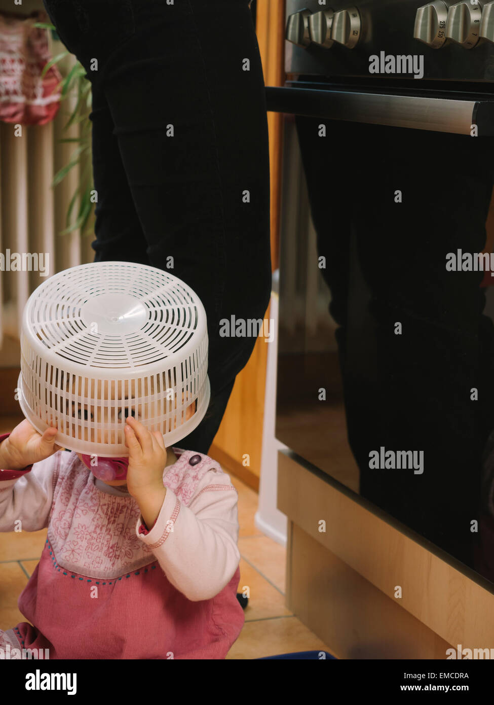 Plastic strainer hires stock photography and images Alamy