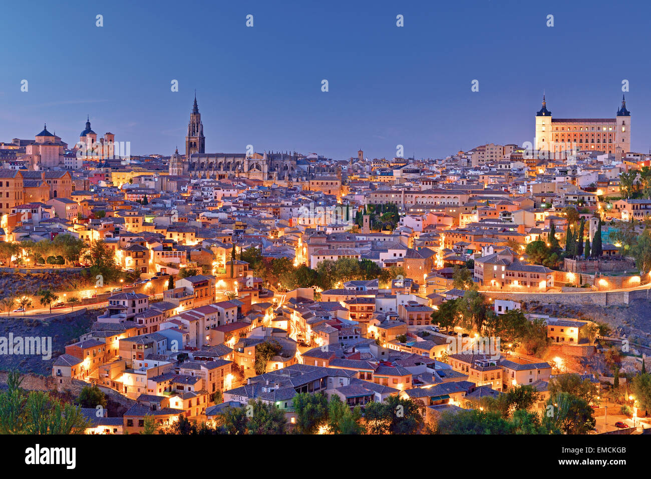 Spain, Castilla-La Mancha: Nocturnal view to the historic town of Toledo Stock Photo