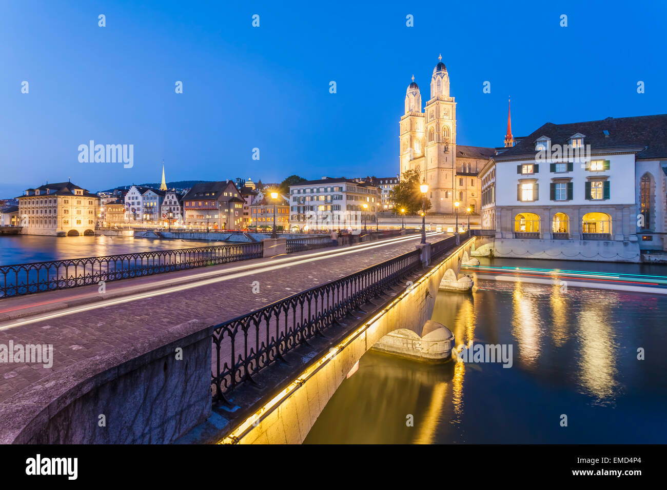 Switzerland, Zurich, Muenster Bridge over Limmat River, Limmatquai and Great Minster in the