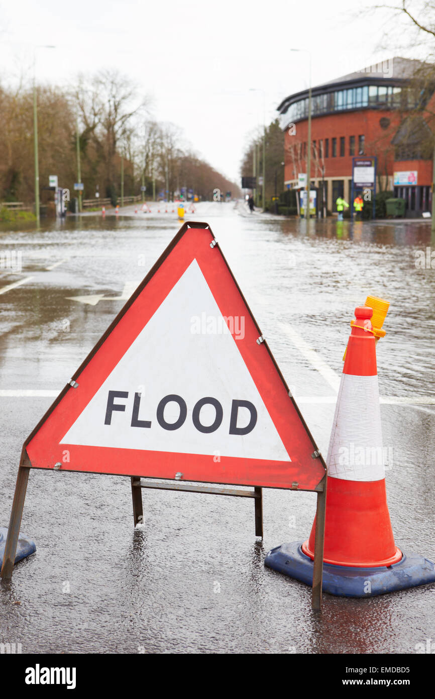 Warning Traffic Sign On Flooded Road Stock Photo - Alamy