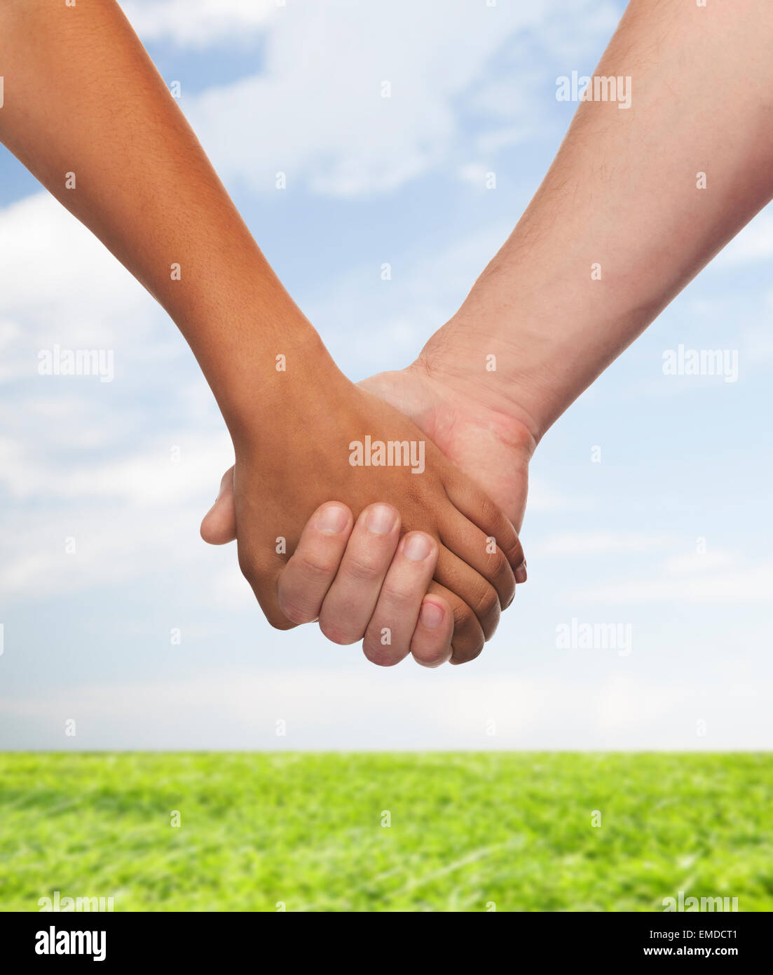 African woman girl holding hands hi-res stock photography and images ...