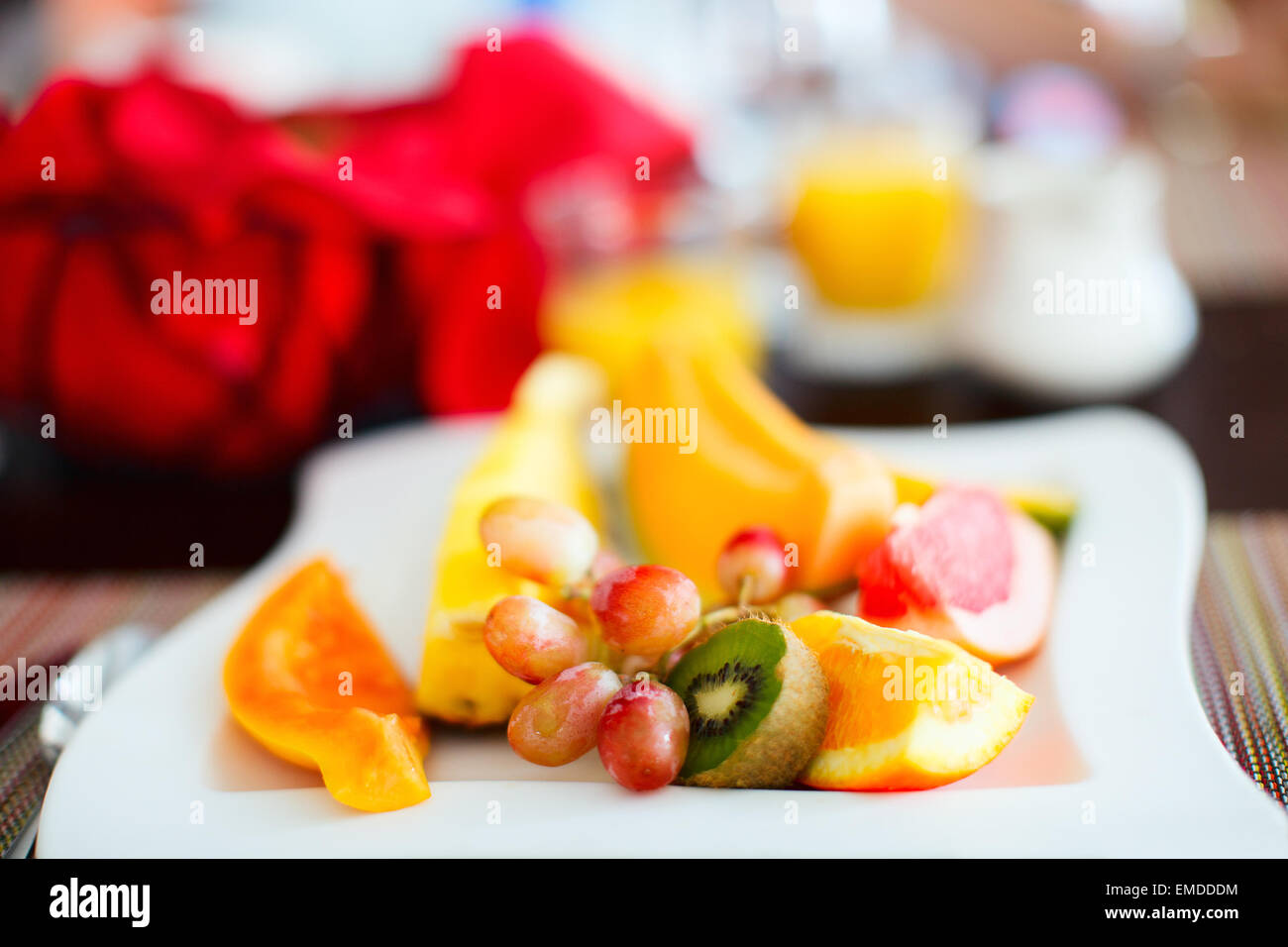Chopped fresh fruits hi-res stock photography and images - Alamy