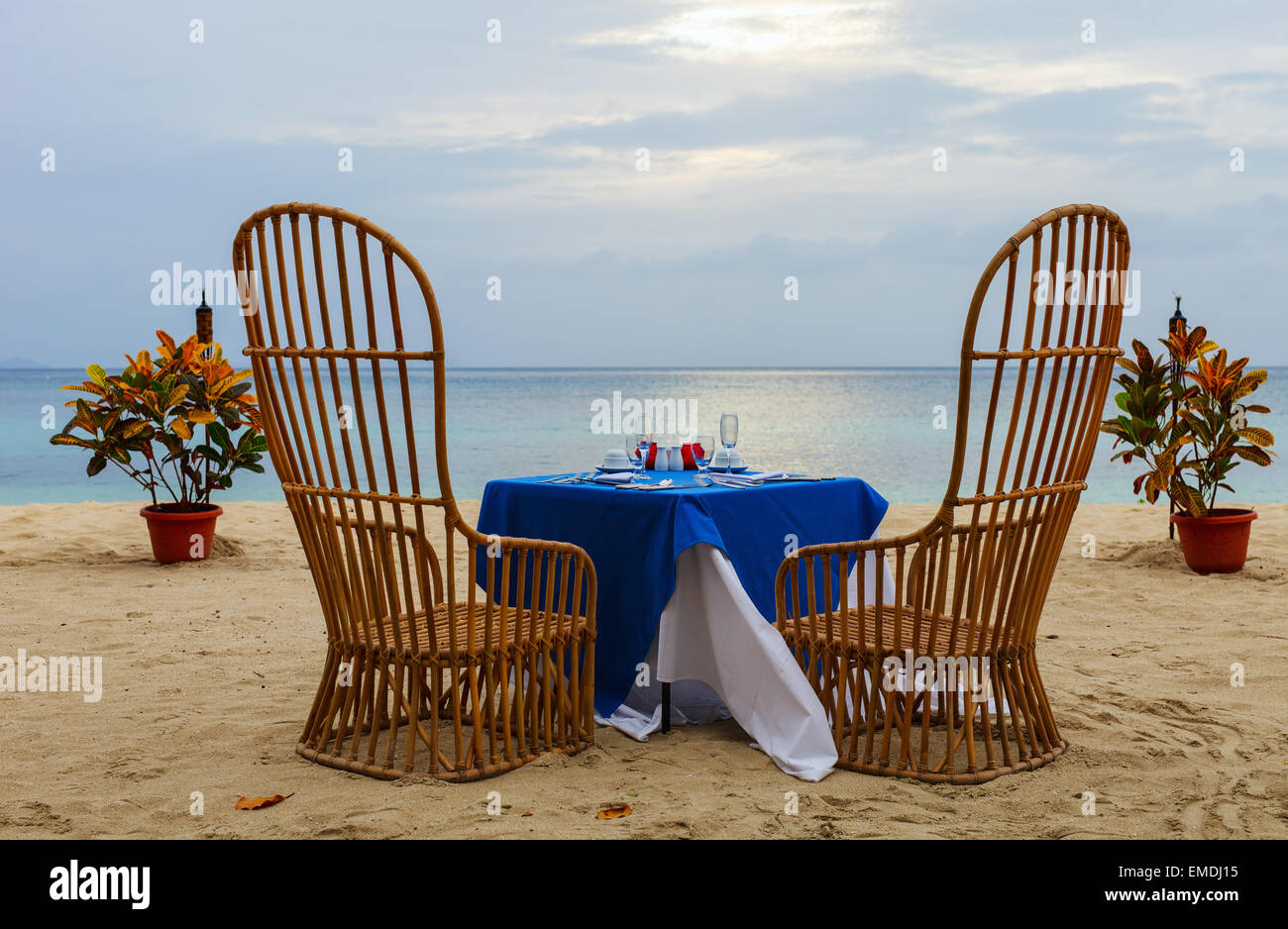 Romantic dinner Tables at beach restaurant Stock Photo Alamy