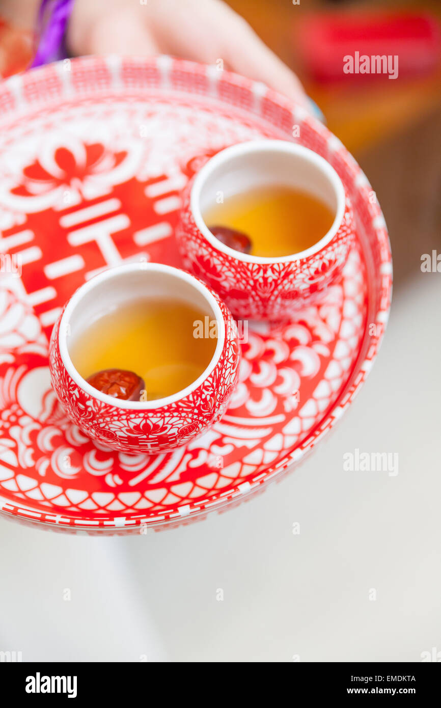 Traditional Tea Pt Traditional chinese wedding teapot hi-res stock photography and images ...