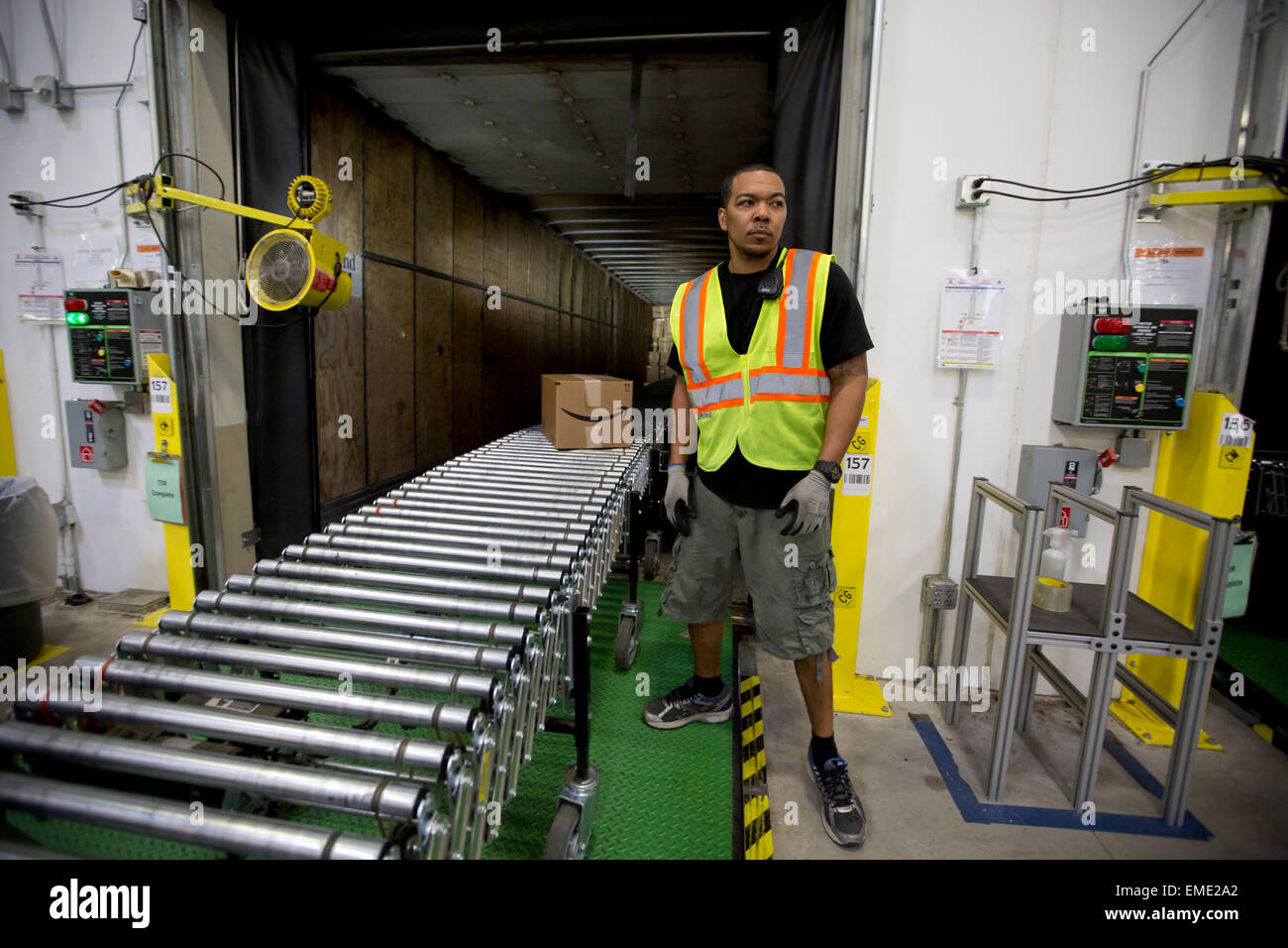 Amazon shipping center uses advance tracking system to package orders