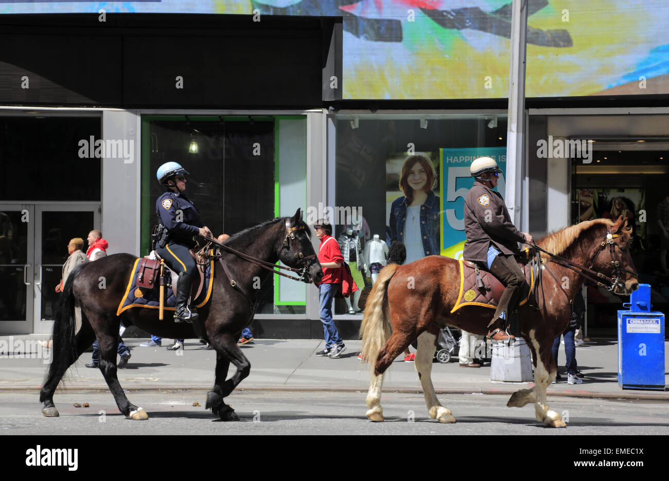 NYPD police officers on horse back in Times Square New York City Stock ...