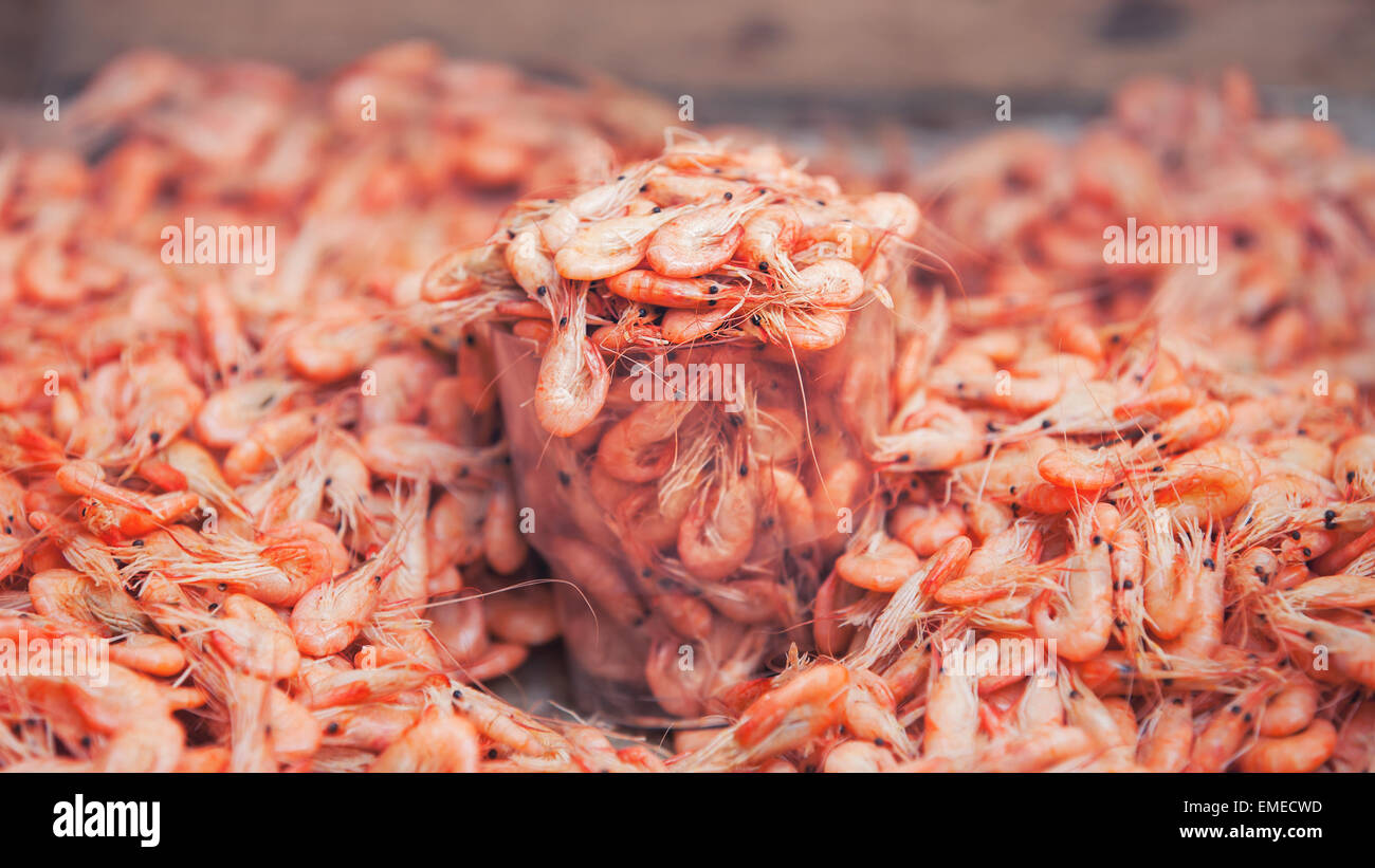 Traditional asian fish market Stock Photo Alamy