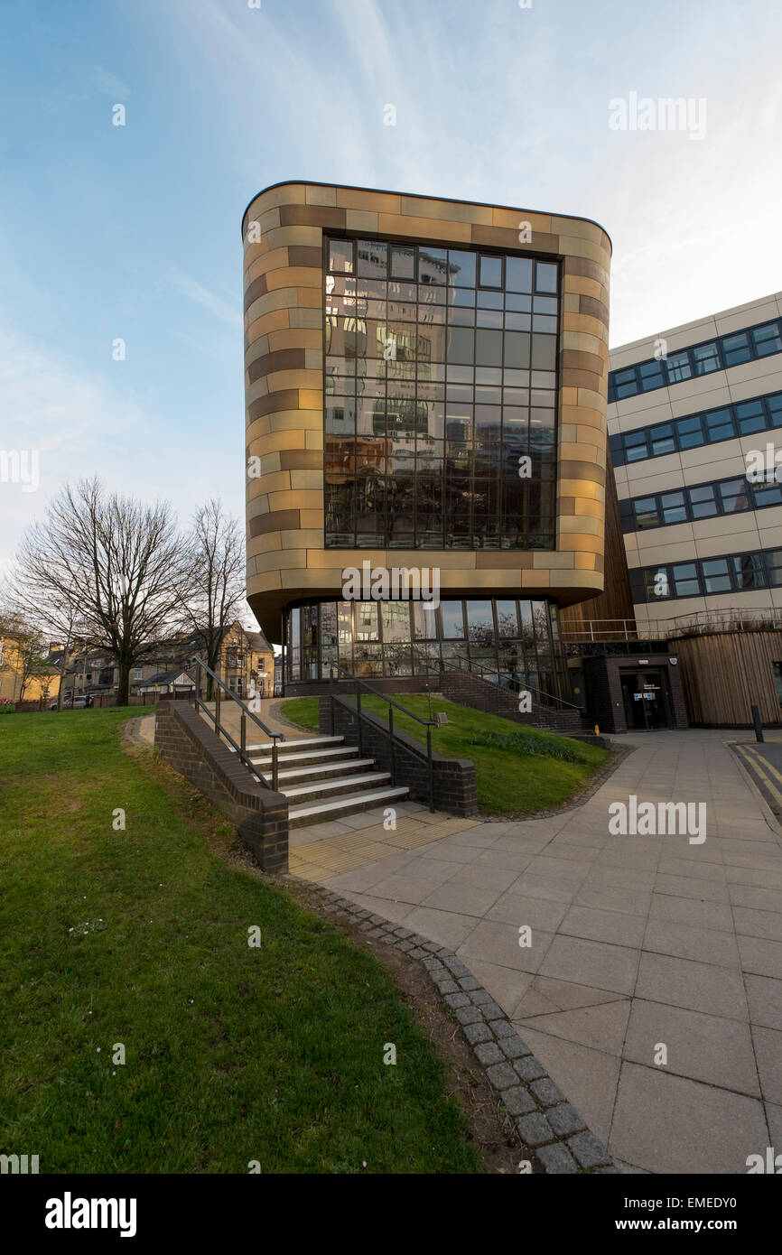 The University of Bradford is a public, plate glass university located