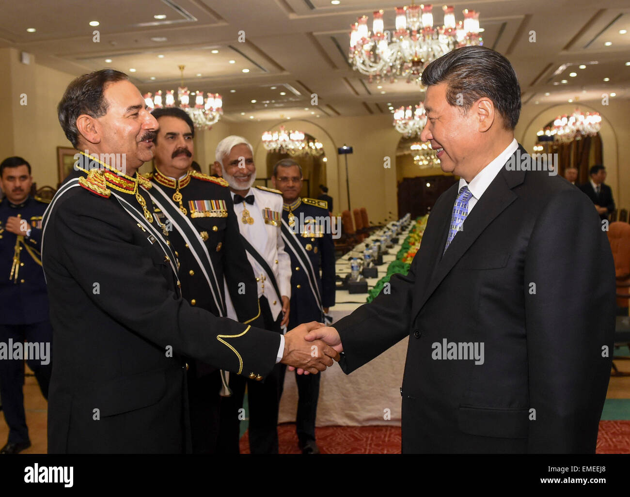 Islamabad, Pakistan. 20th Apr, 2015. Chinese President Xi Jinping (R ...