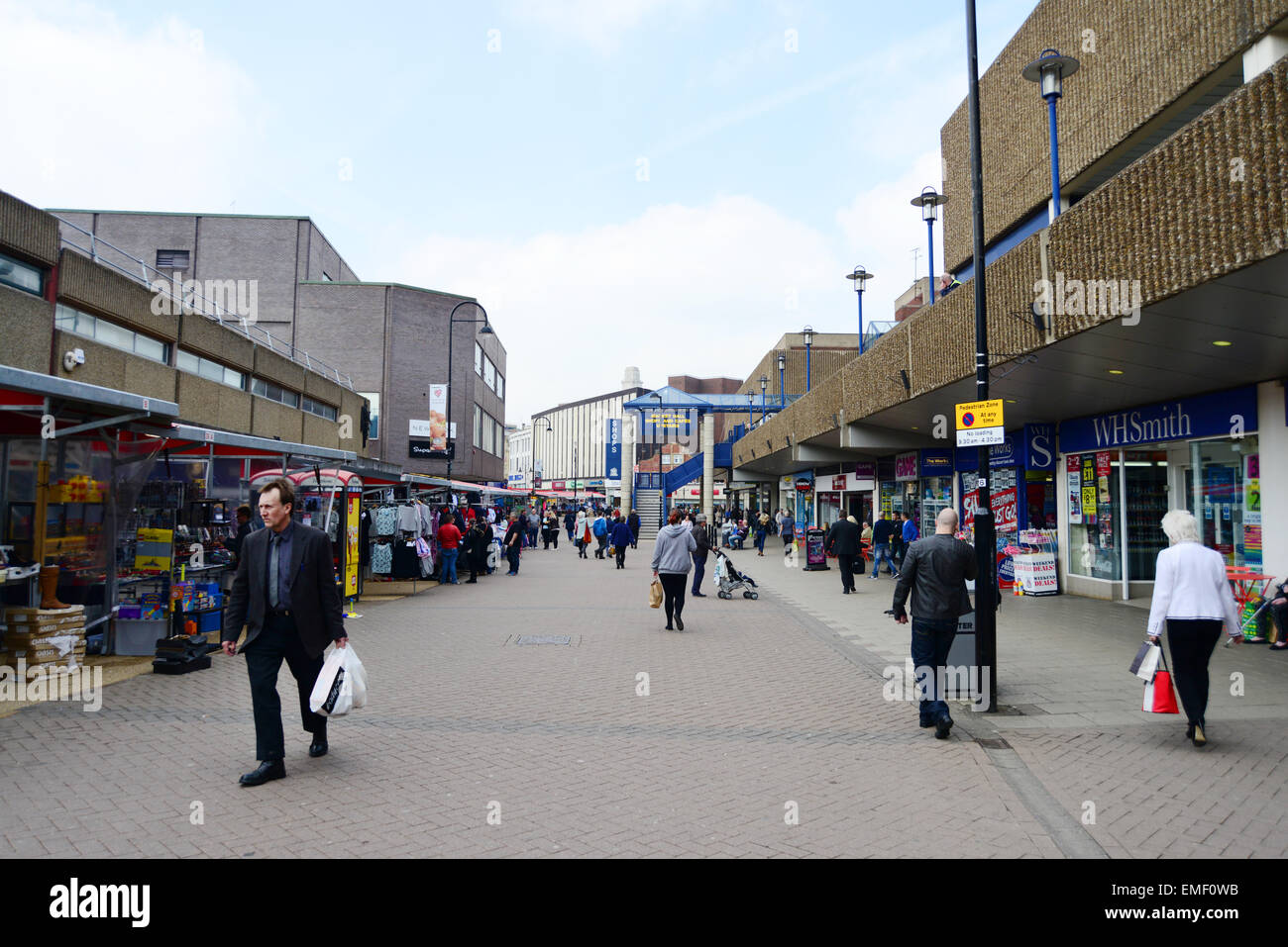 Barnsley Town Centre, South Yorkshire, UK. Picture: Scott Bairstow/Alamy Stock Photo