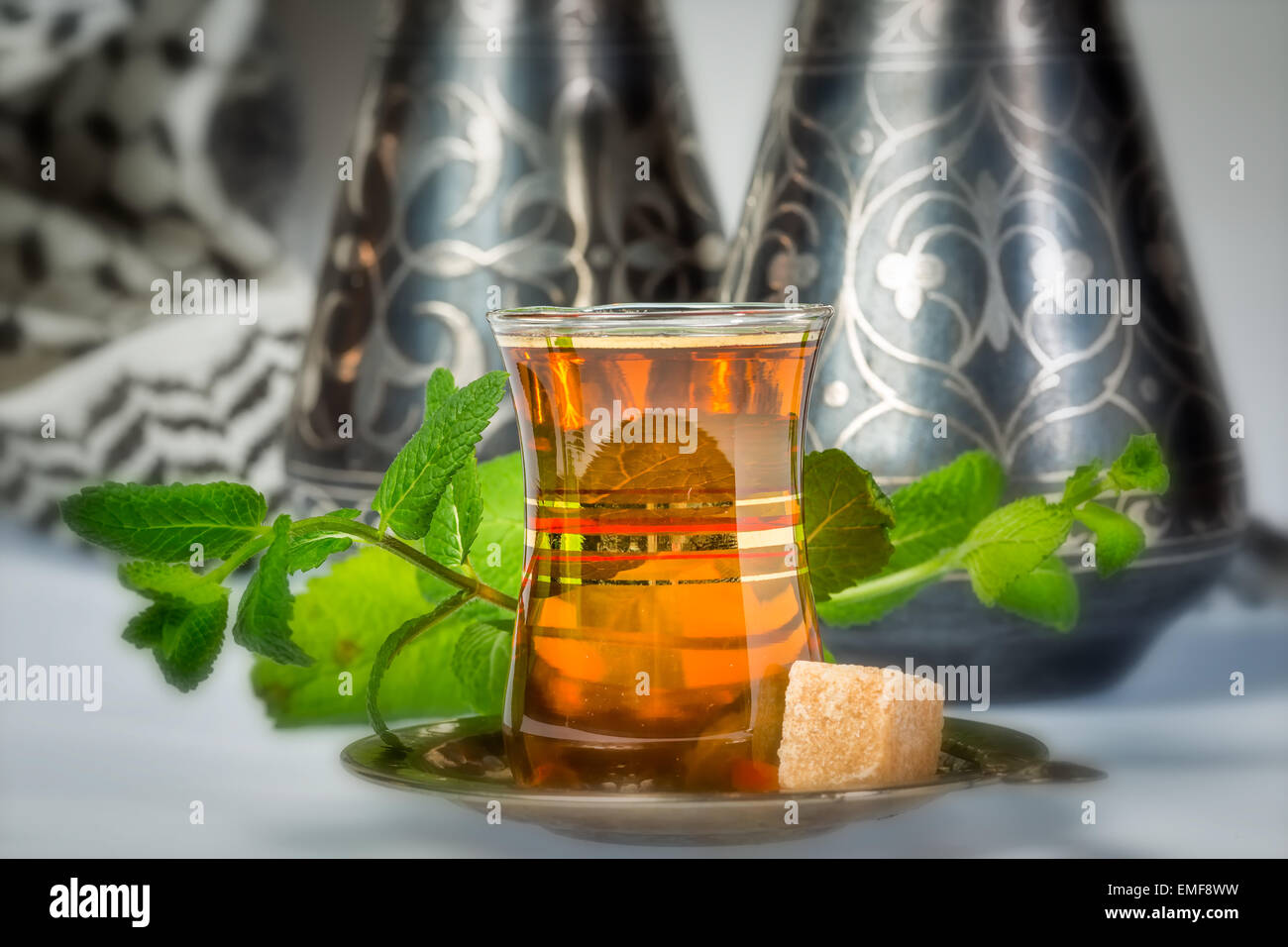 Traditional arabian hi-res stock photography and images - Alamy