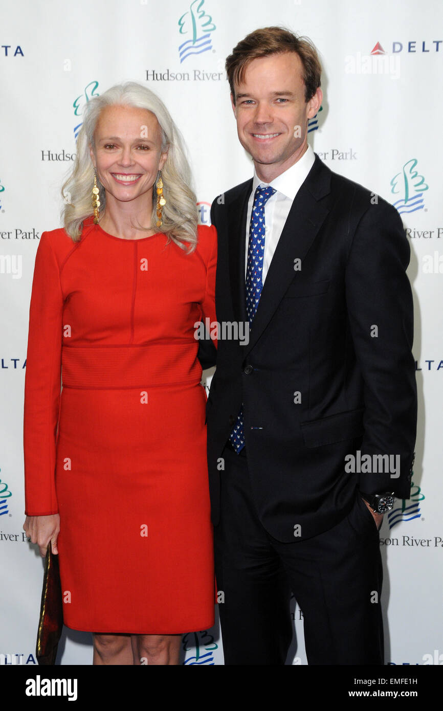 Theodore roosevelt v hi-res stock photography and images - Alamy, image size:866x1390