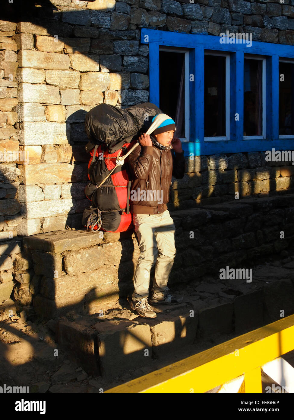 Nepalise Mountaineering Sherpa Heavy Load Lukla Nepal Asia Stock Photo