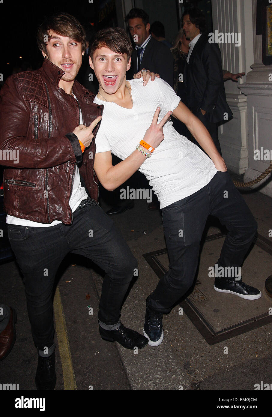 16.OCTOBER.2012. LONDON X FACTOR CONTESTAN KYE SONES OUTSIDE MAHIKI Stock Photo