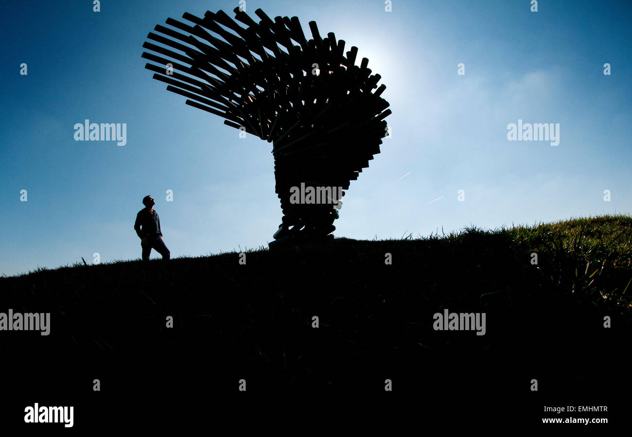 The Singing Ringing Tree panopticon, bathed in glorious Spring sunshine ...