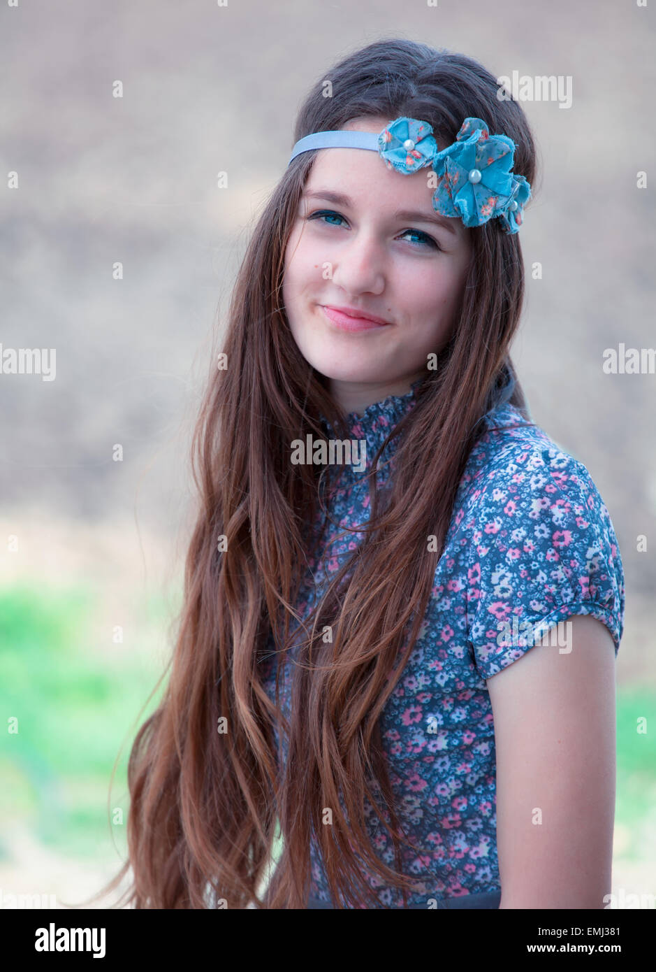 Outdoor portrait of beautiful teenage girl in spring Stock Photo - Alamy