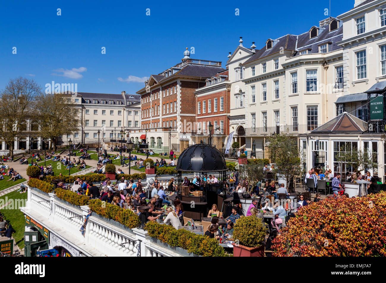 The Pitcher & Piano Riverside Bar, Richmond Upon Thames, London