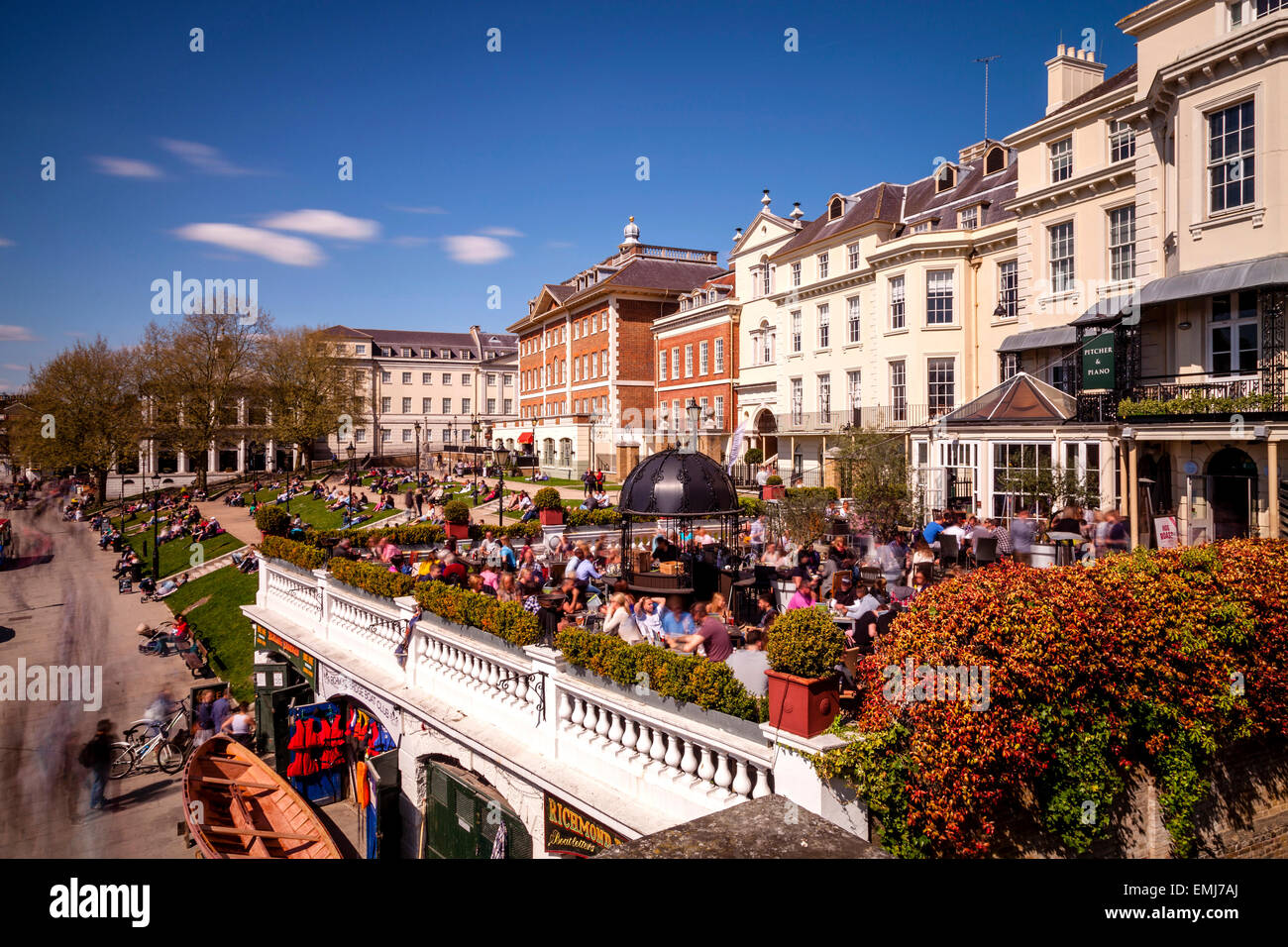 The Pitcher & Piano Riverside Bar, Richmond Upon Thames, London