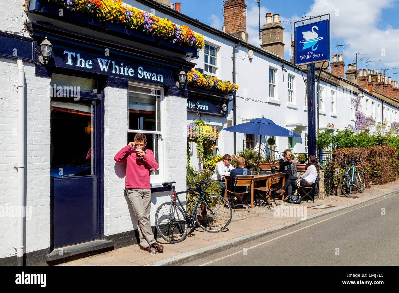 The White Swan Public House, Old Palace Lane, Richmond, London Stock Photo