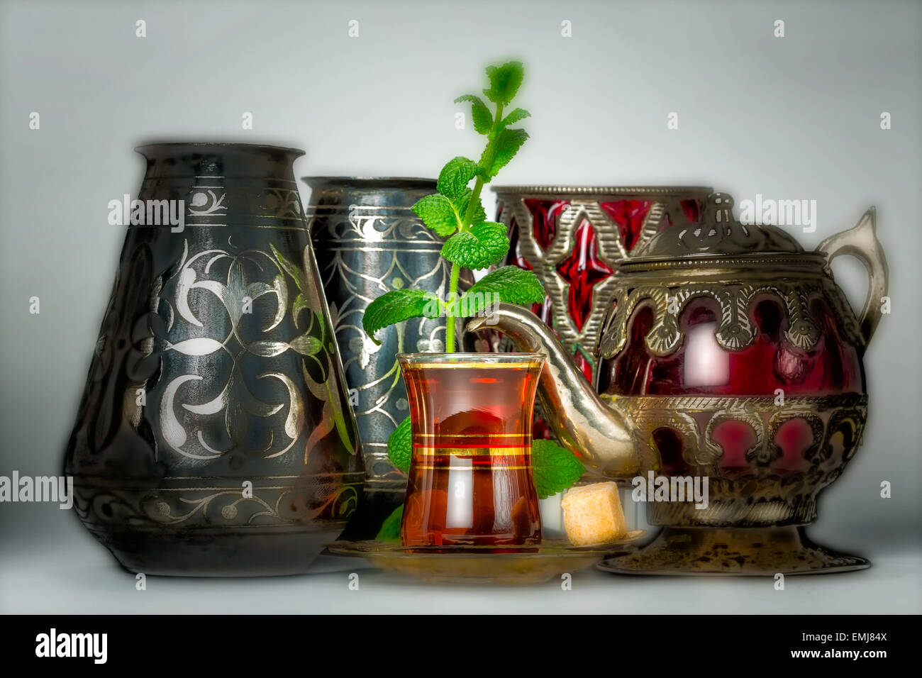 Mint tea - traditional Arabian refreshing drink Stock Photo - Alamy
