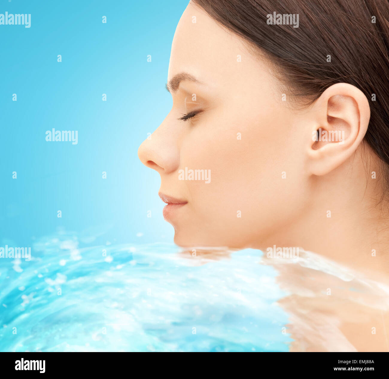 face of beautiful young woman and water splash Stock Photo - Alamy