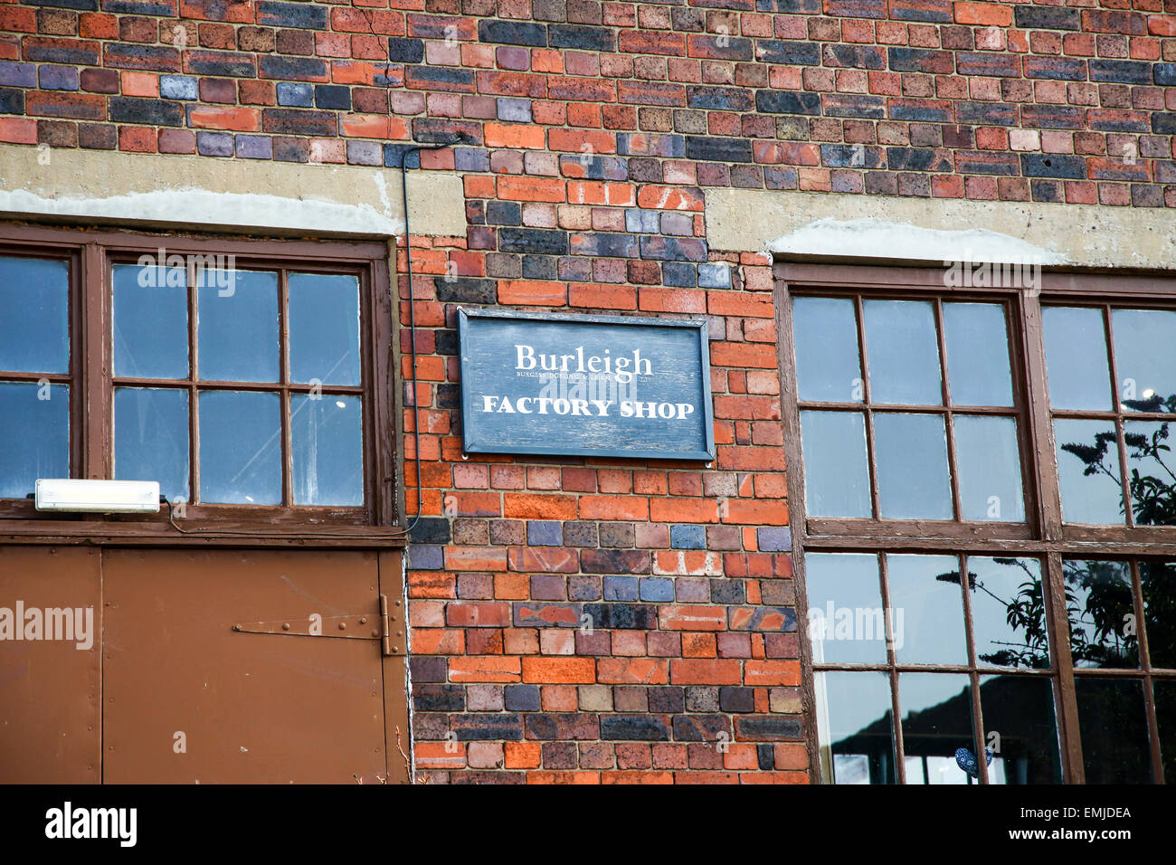 A sign saying factory shop outside the Burleigh Middleport pottery