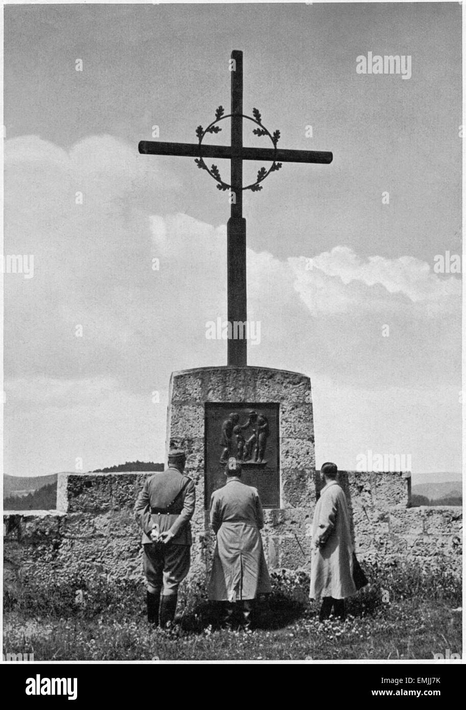 Wilhelm Bruckner, Adolf Hitler and Julius Schaub Observing War Memorial, Hiltpoltstein, Germany, 1936 Stock Photo