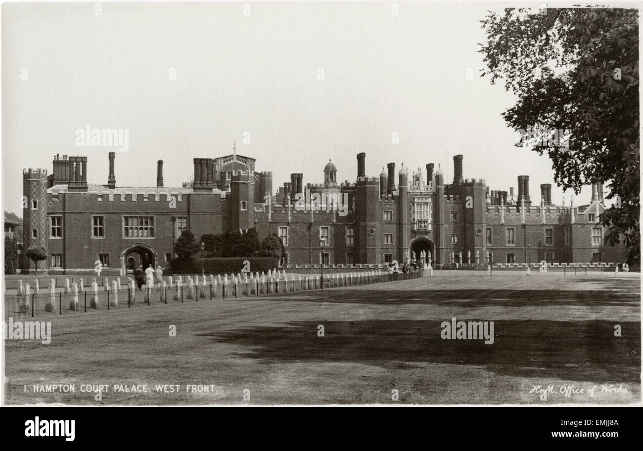 Hampton Court Palace, West Front, Borough of Richmond upon Thames, Greater London, England, UK, Postcard, circa 1920 Stock Photo