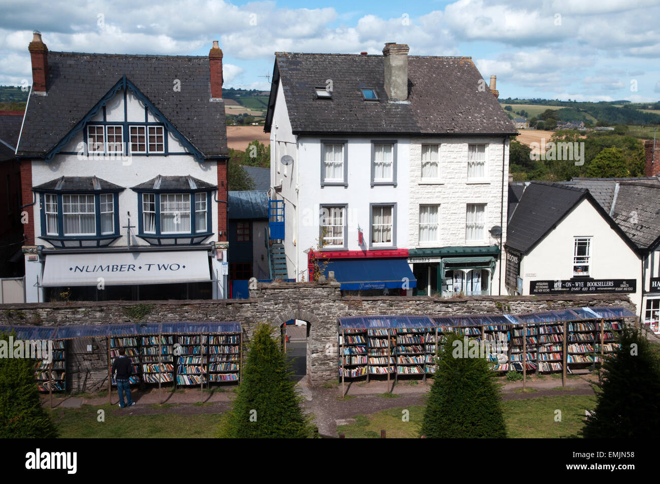 Second hand books in the gardens of  the Castle of Hay-on-Wye, second-hand book capital of the world, Wales, United Kingdom EU Stock Photo