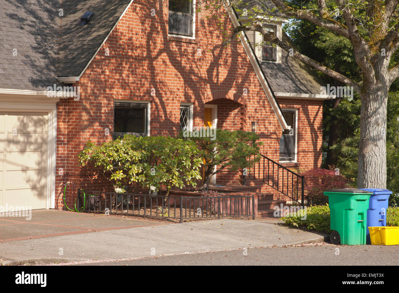 House of bins hires stock photography and images Alamy