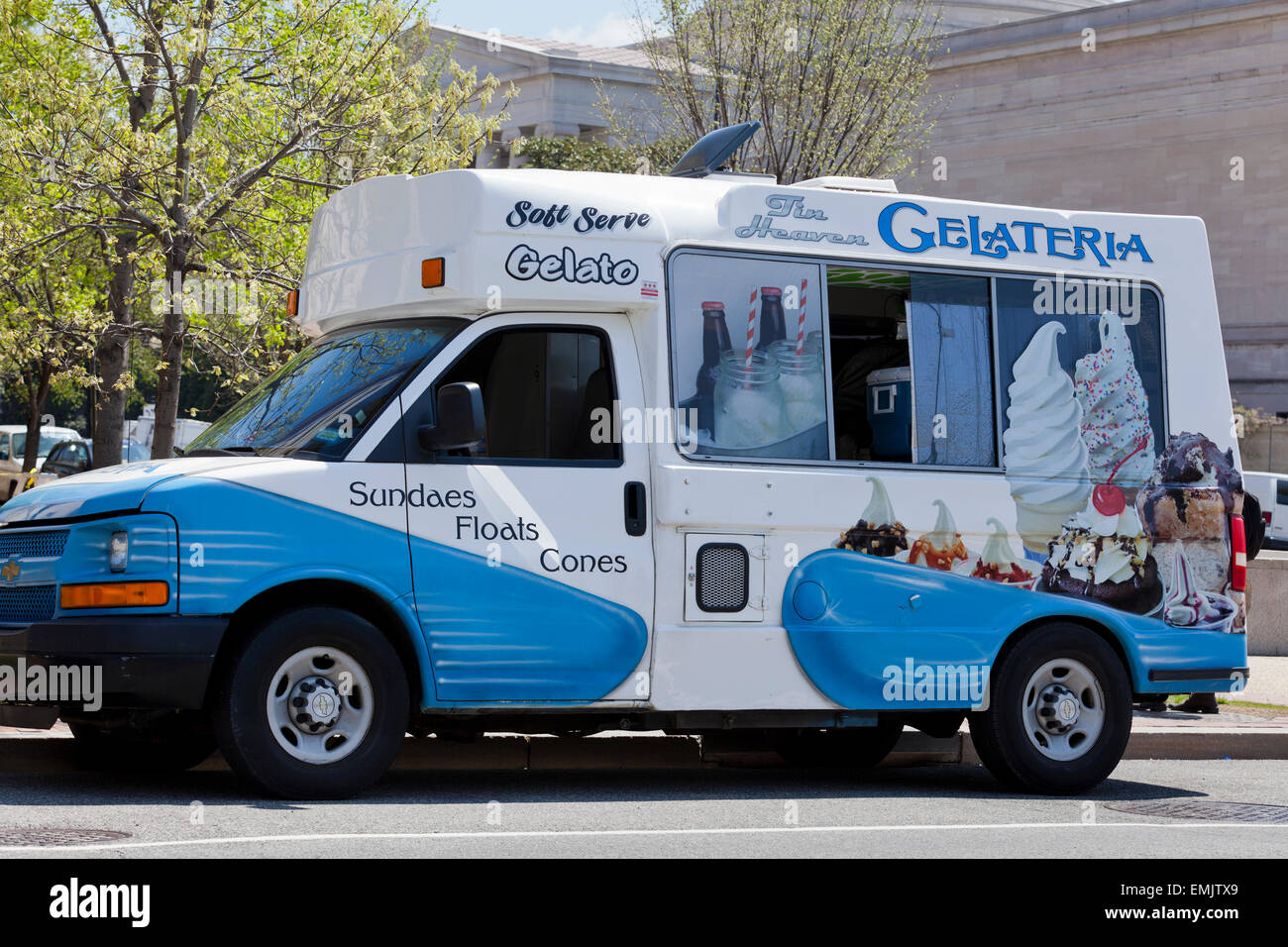 Ice cream truck usa hires stock photography and images Alamy