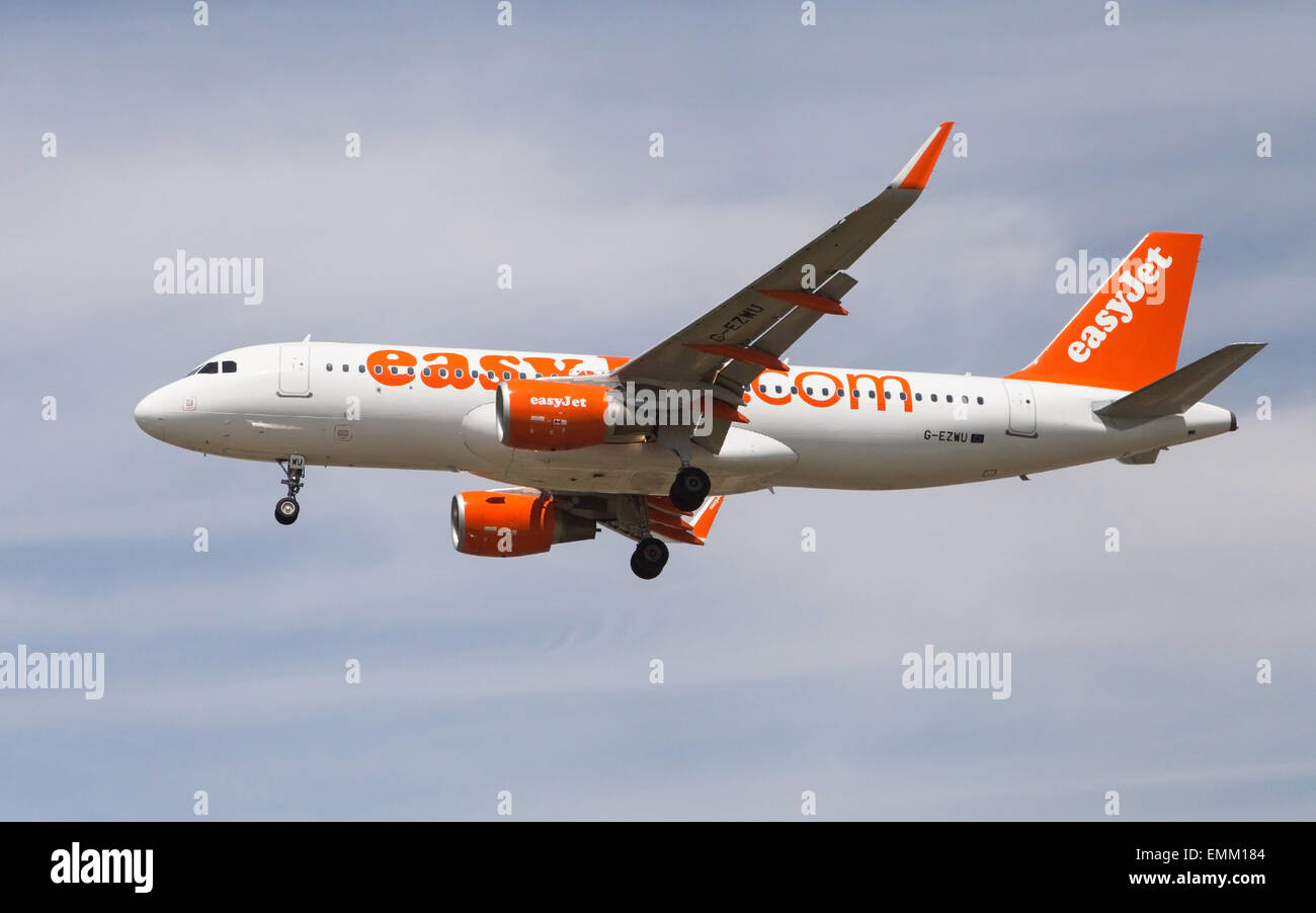 An Easyjet Airbus A320 approaching to the El Prat Airport in Barcelona, Spain. Stock Photo