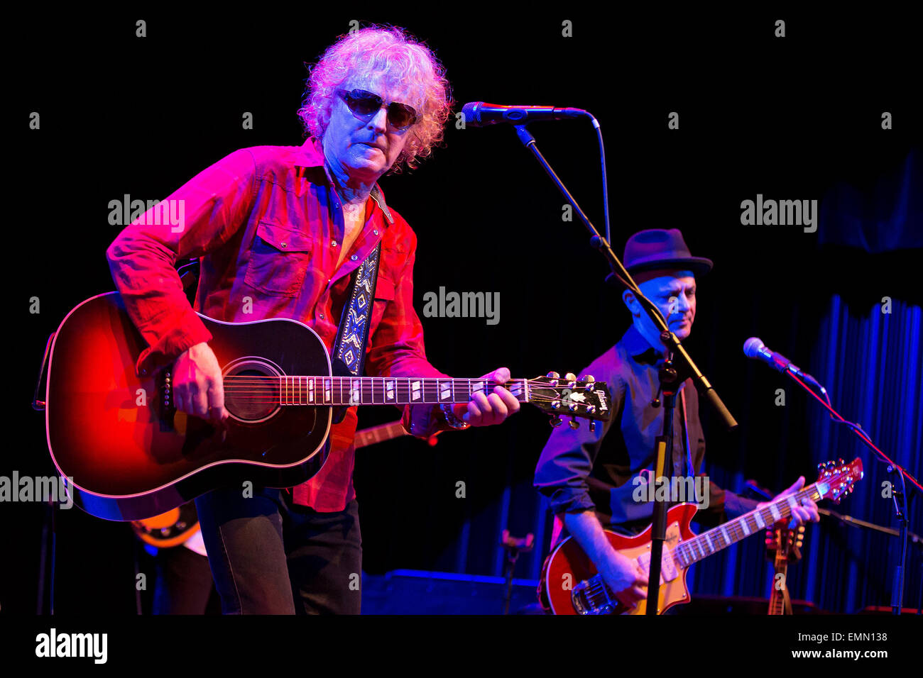 Ian Hunter & the Rant Band performing live at Falkhallen Featuring: Ian ...