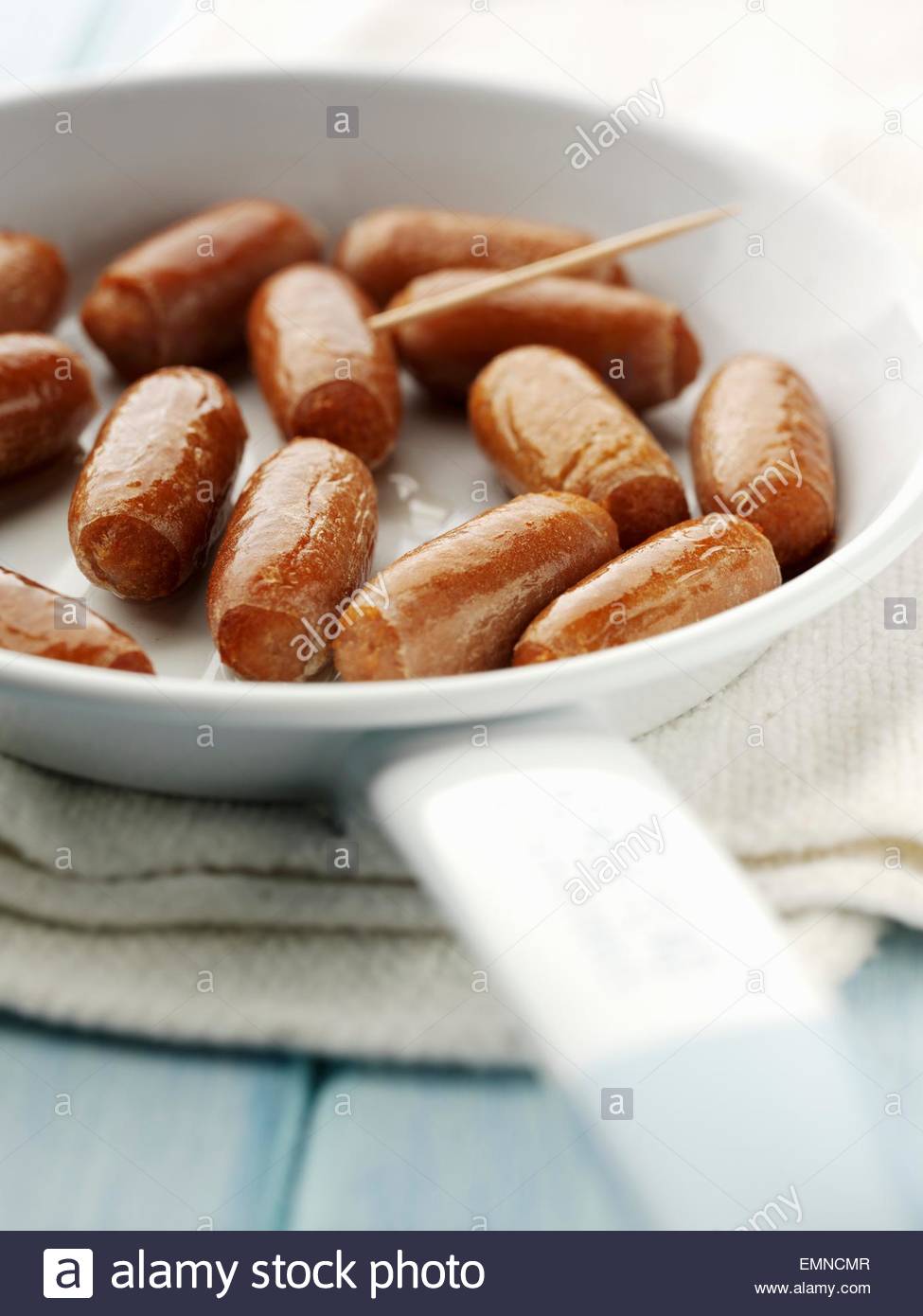 Cocktail Sausages Stock Photos & Cocktail Sausages Stock Images Alamy