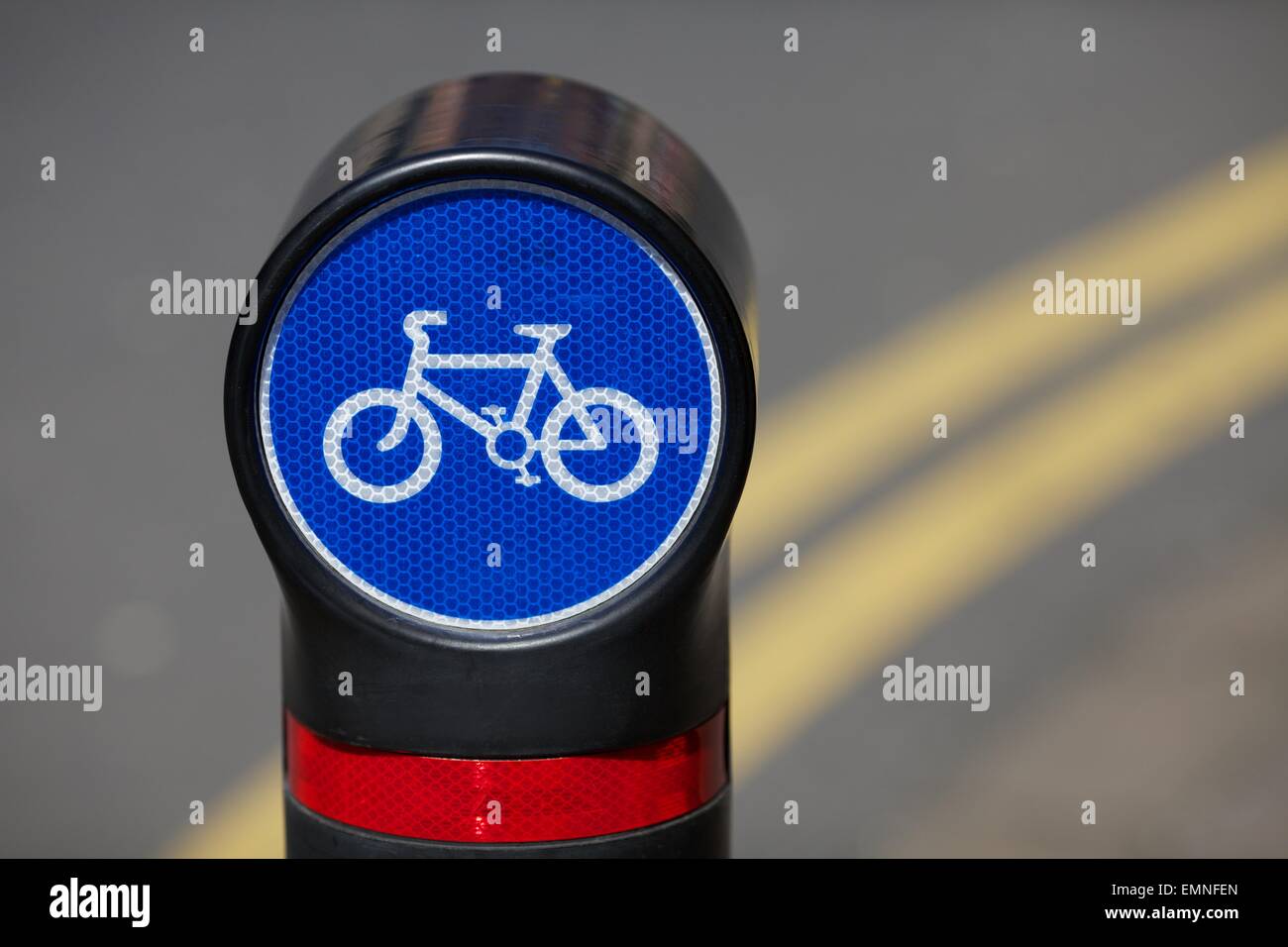 Picture by IPM, Cycling lane road sign Stock Photo