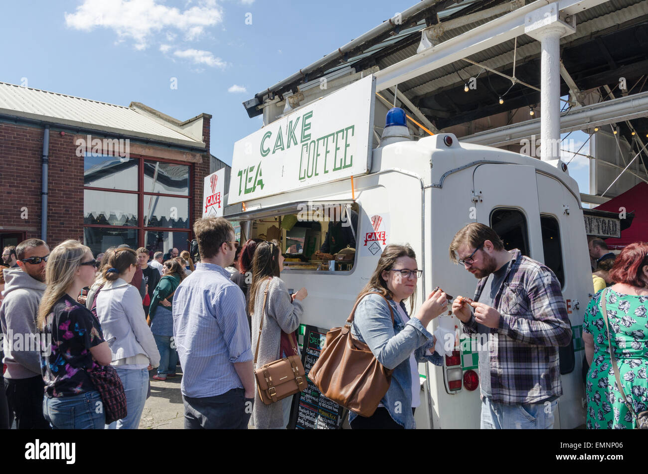 Food van festival hi-res stock photography and images - Alamy