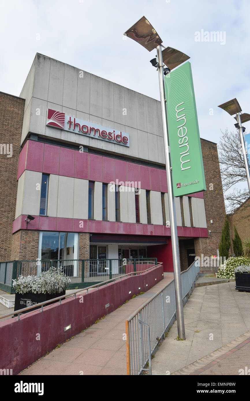 Marginal seats hi-res stock photography and images - Alamy
