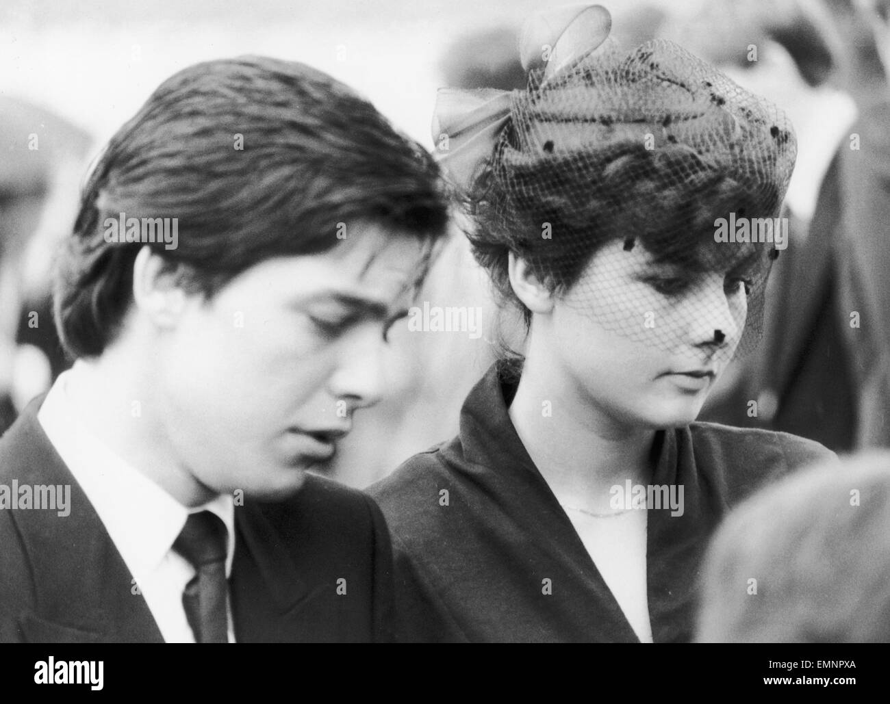 Jeremy Bamber and his girlfriend Julie Mugford seen here at the funeral of his family who where murdered. Bamber was later charged and convicted of the murder of his adoptive parents, his sister Shelia and her six year old twin boys at the family home of White House Farm 30th September 1985 Stock Photo