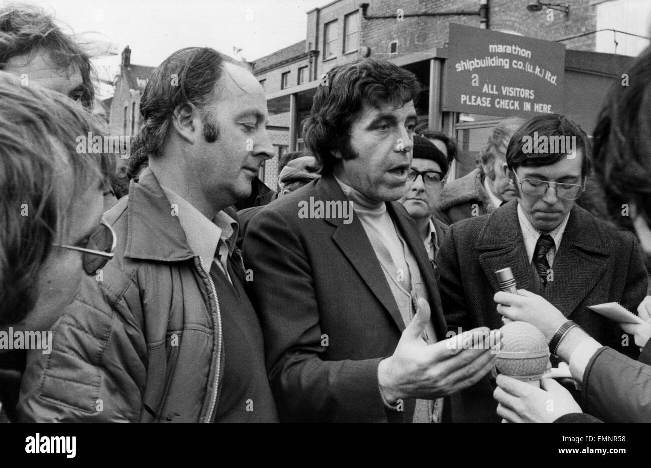 Trade Unionist Jimmy Reid at Marathon oil rig yard in Clydebank, where 2000 workers have recently heard news warning of closure in six months time, unless new orders are obtained, 14th January 1976. Stock Photo