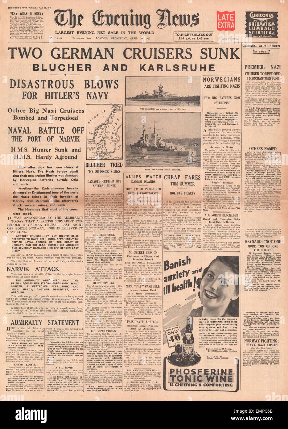 1940 front page Evening News (London) German cruisers Blucher Karlsruhe sunk off Norway Stock Photo