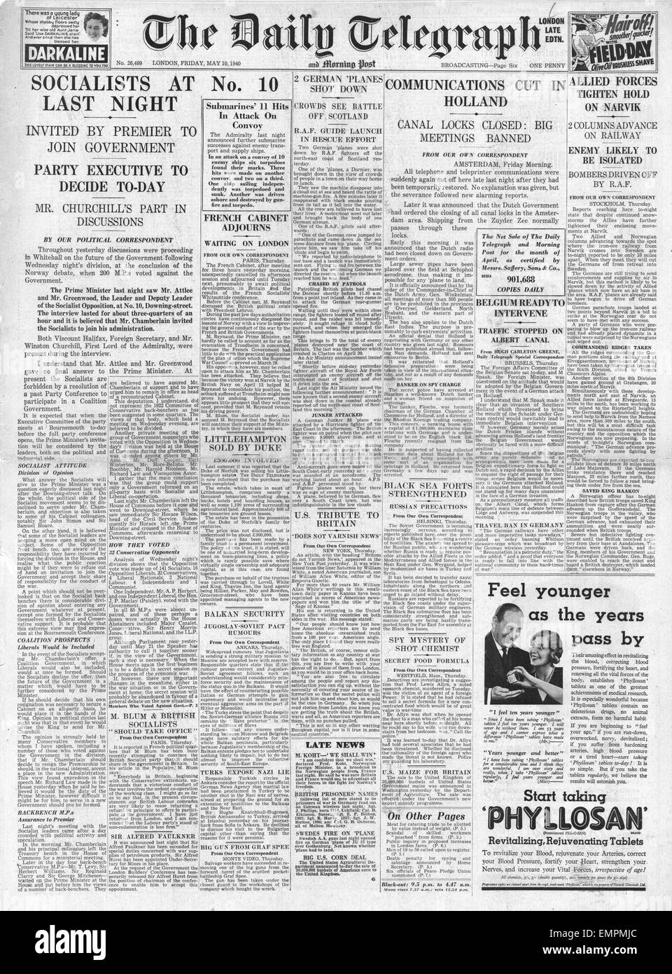 1940 front page Daily Telegraph Germany Invades Holland Labour leaders visit Chamberlain in Downing Street Stock Photo