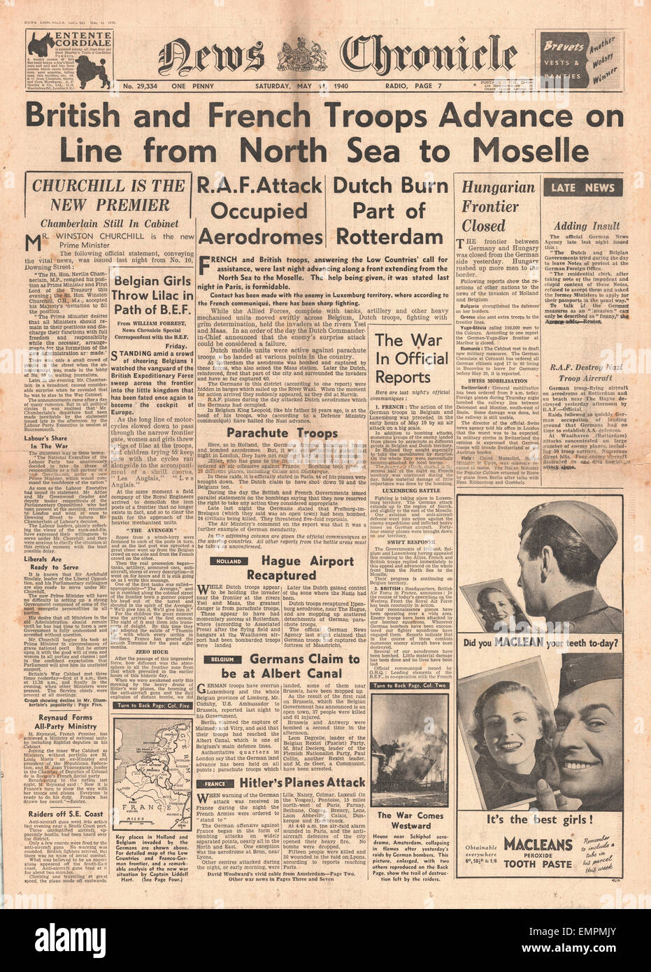 1940 front page News Chronicle British French troops advance across the Low Countries Stock Photo