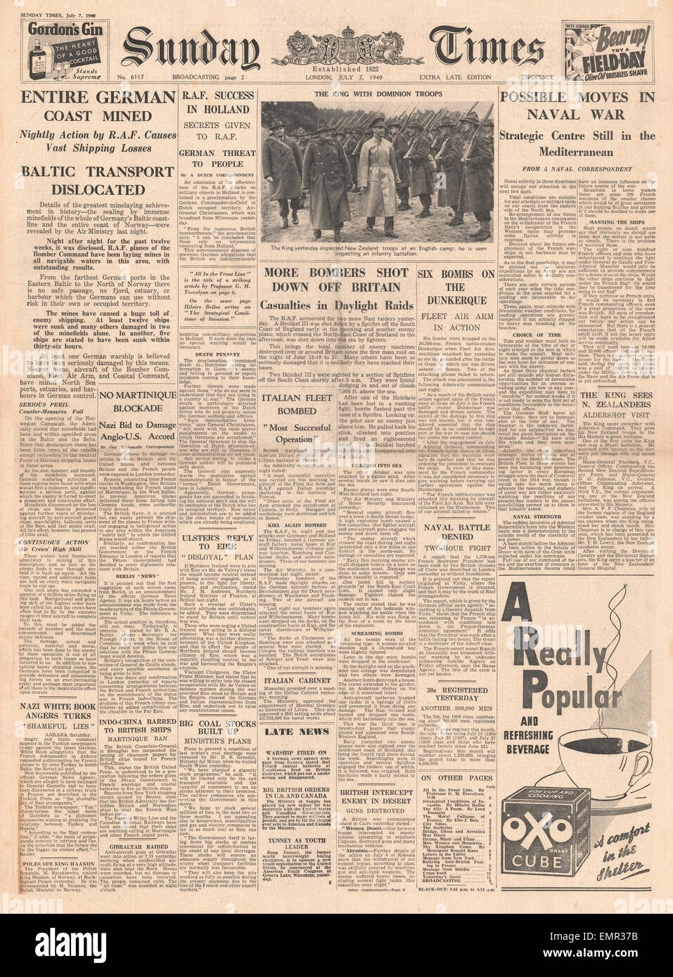 1940 front page Sunday Times Entire German Coast Mined Stock Photo