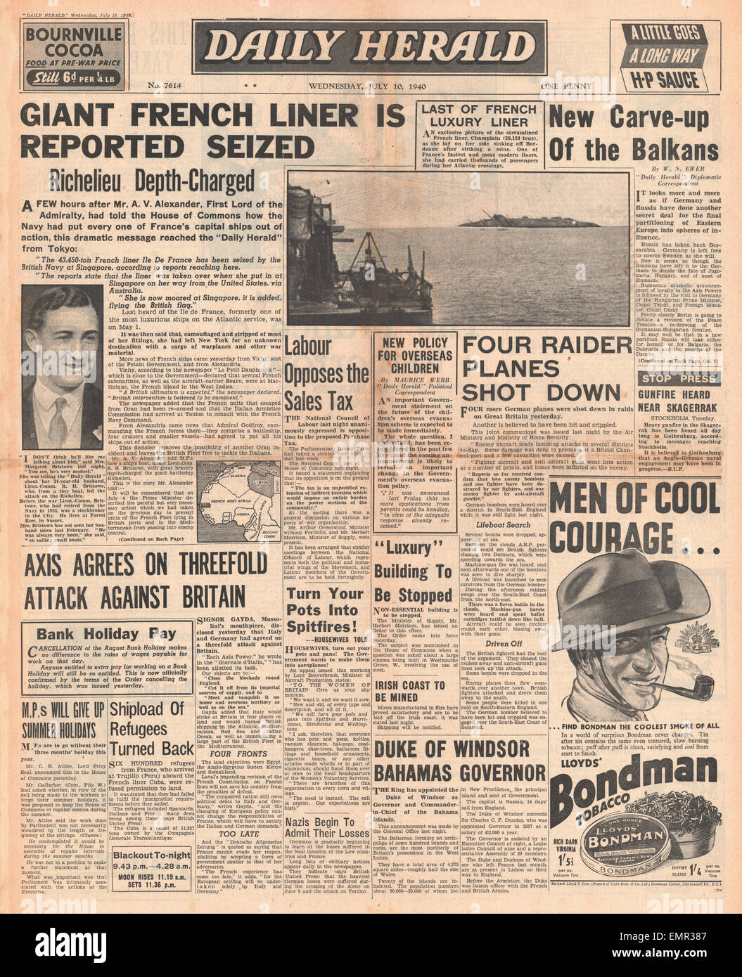 1940 front page Daily Herald Royal Navy Attack on French Battleship Richelieu, sinking of French Liner Champlain Duke of Stock Photo