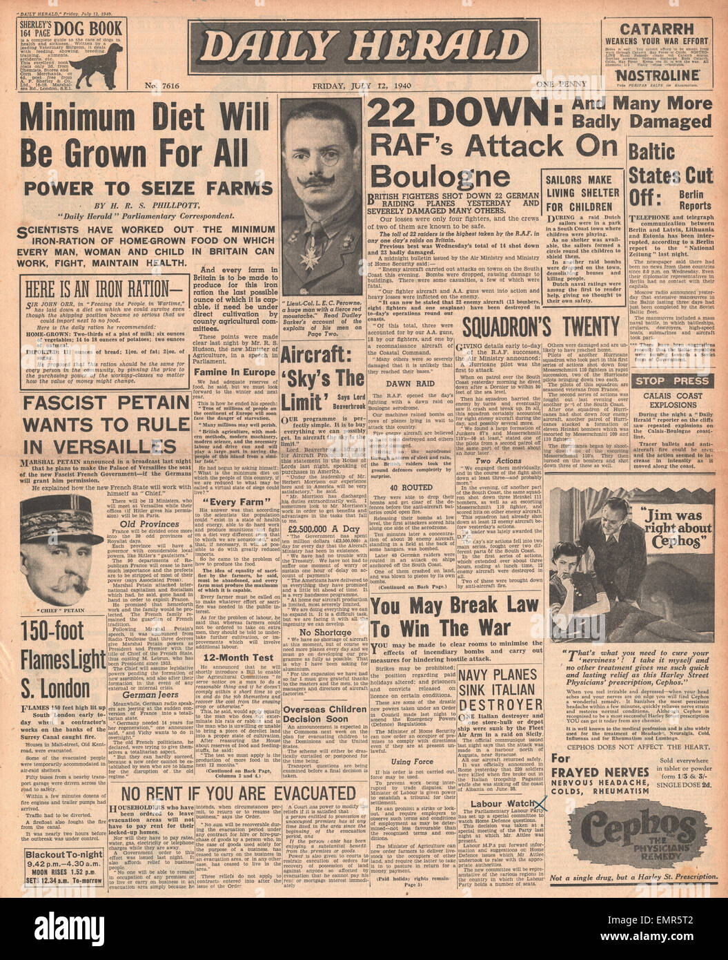 1940 front page Daily Herald Battle of Britain Stock Photo