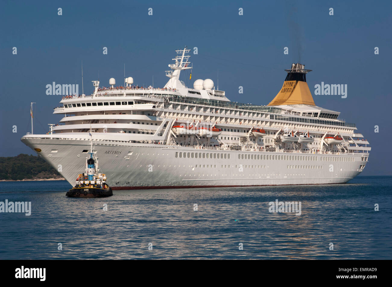 CORFU/GREECE 3RD OCTOBER 2006 - Cruise Ship Artemis entering port in Mediterranean region Stock Photo